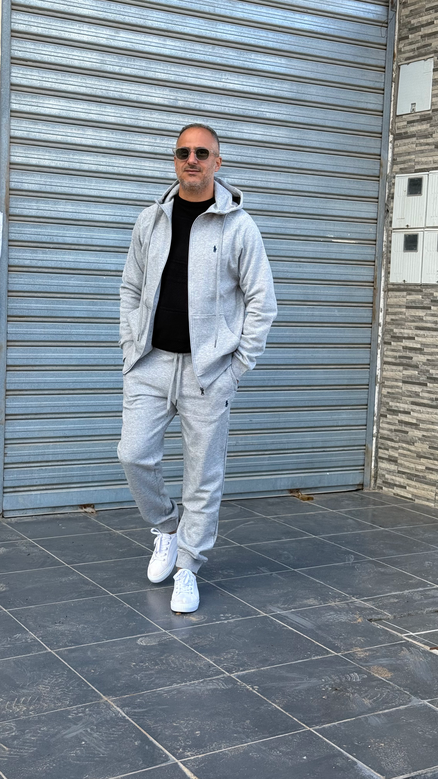premium-men-tracksuits RL